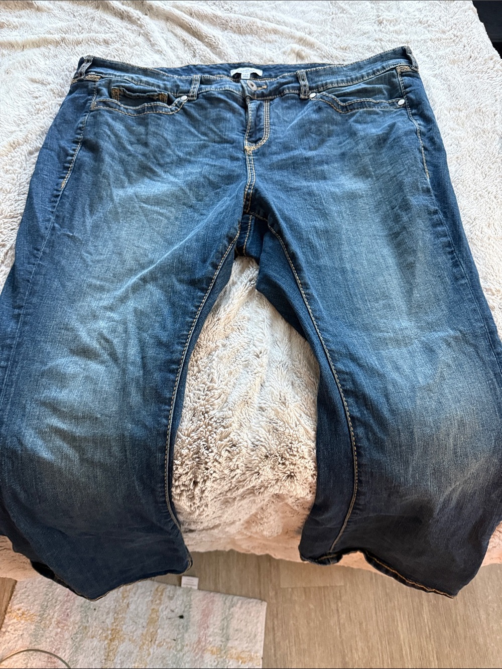 Lovesick Women's Medium Blue Boyfriend Jeans 18 short